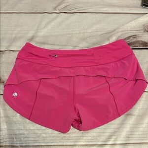 Lululemon Hotty Hot Shorts Size 6 Sonic Pink - Perfect For Summer